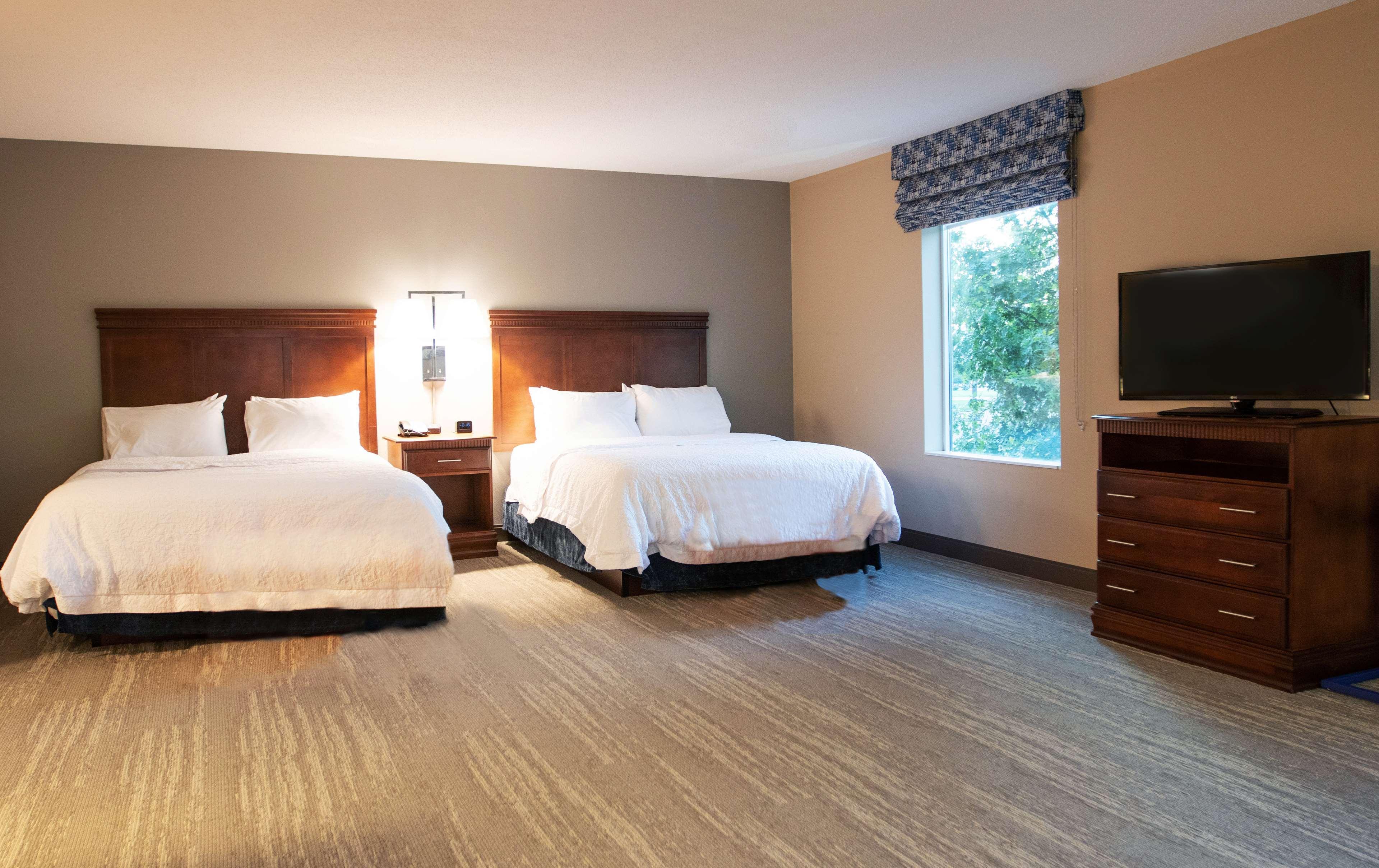 Hampton Inn Gloucester Esterno foto