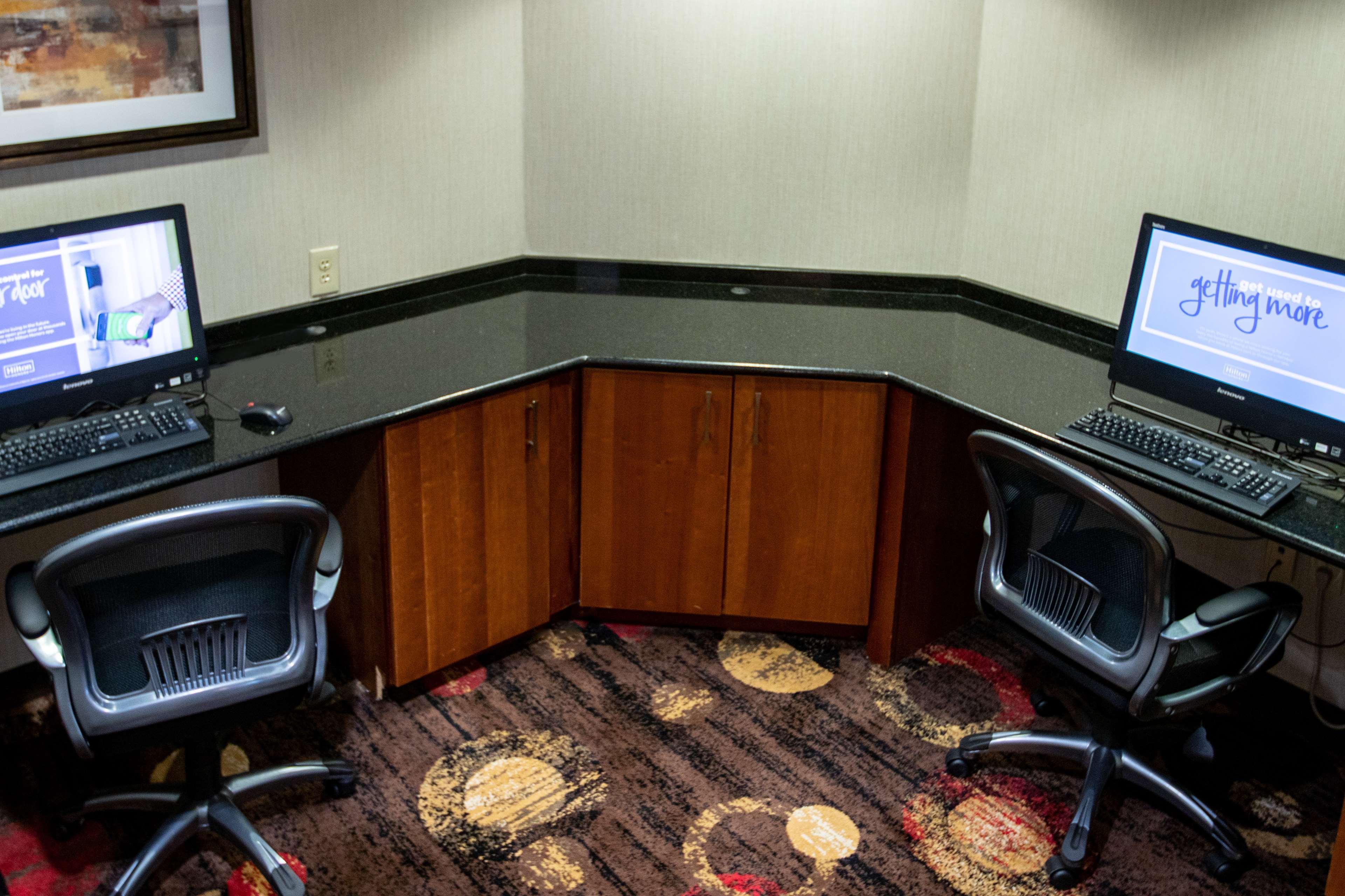 Hampton Inn Gloucester Esterno foto